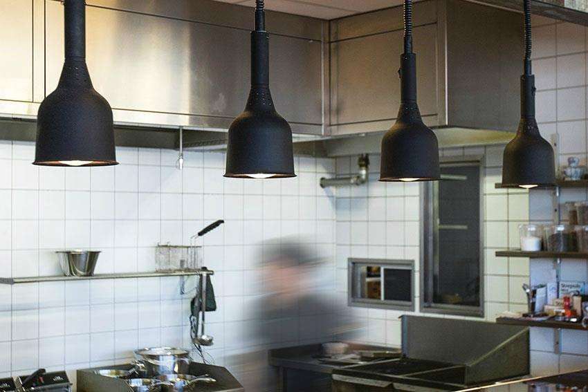 Varmelampe sort, inkl. 250W lampe